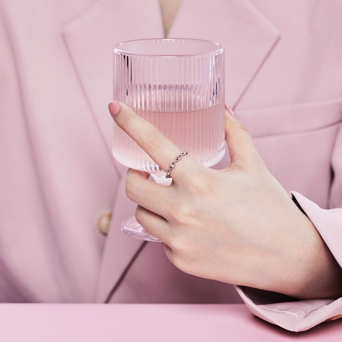 [Rose Tomorrow]Elegant Energetic Round Cut Daily Ring