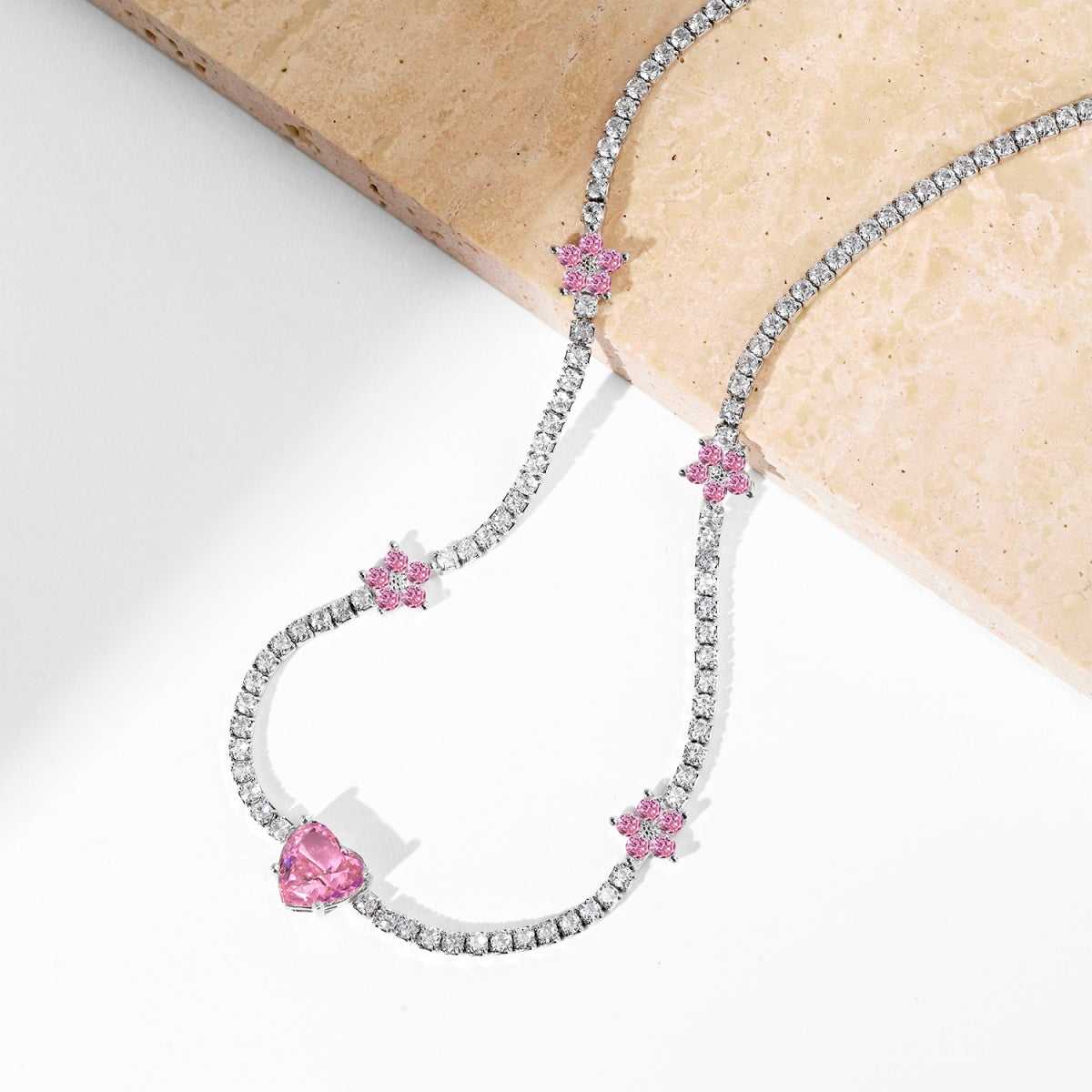 [Rose Tomorrow]Dazzling Pink Heart Flower Necklace