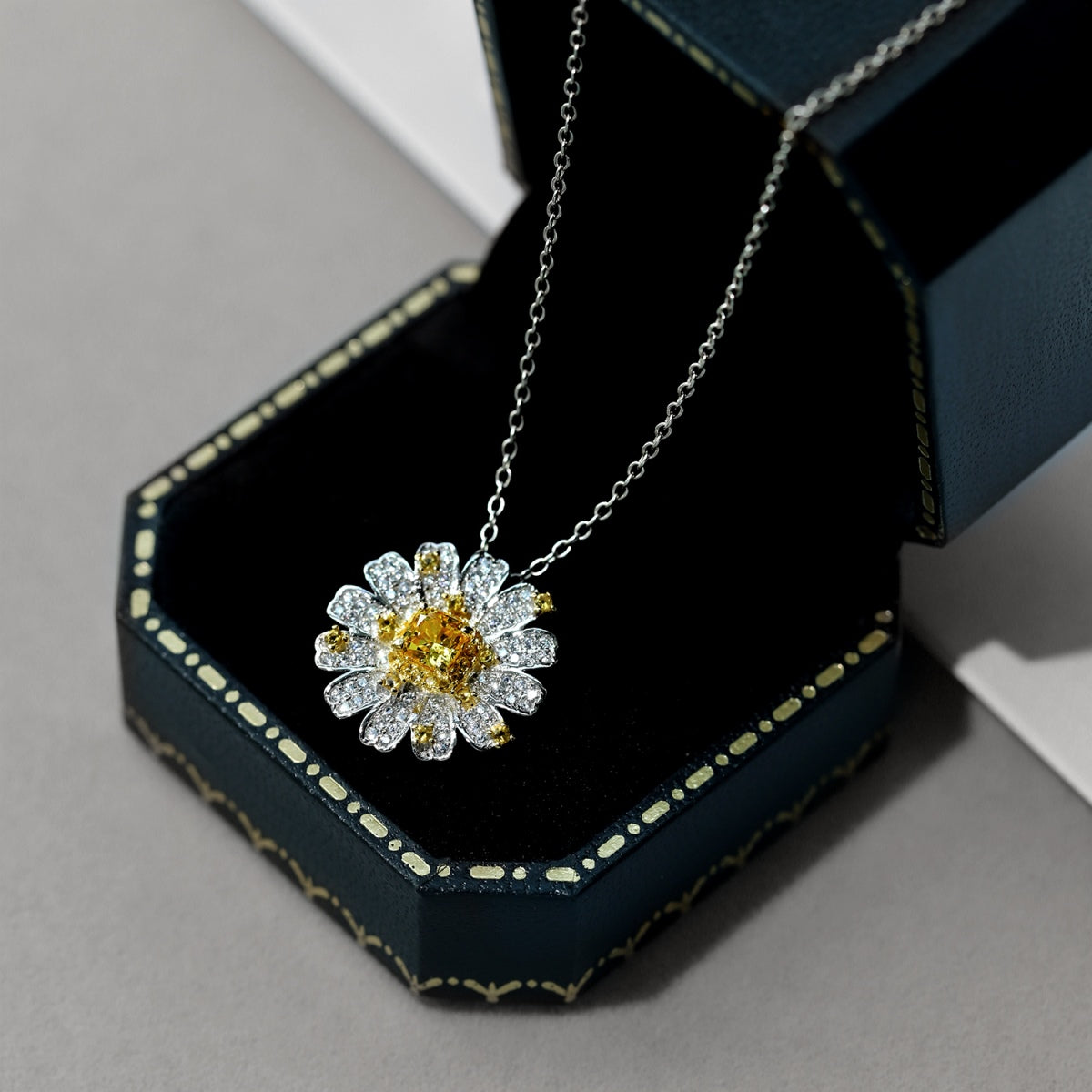 [Rose Tomorrow]Exquisite Daisy Necklace