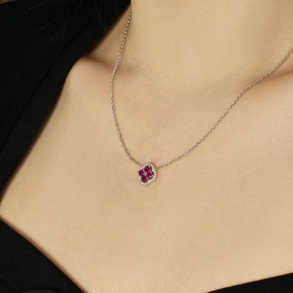 [Rose Tomorrow]Exquisite Necklace With Four-Leaf Clover Flower Design