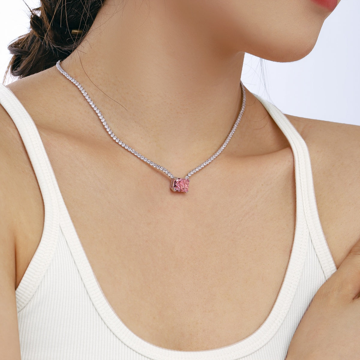 [Rose Tomorrow]4.0 Carat Elegant Radiant Cut Necklace