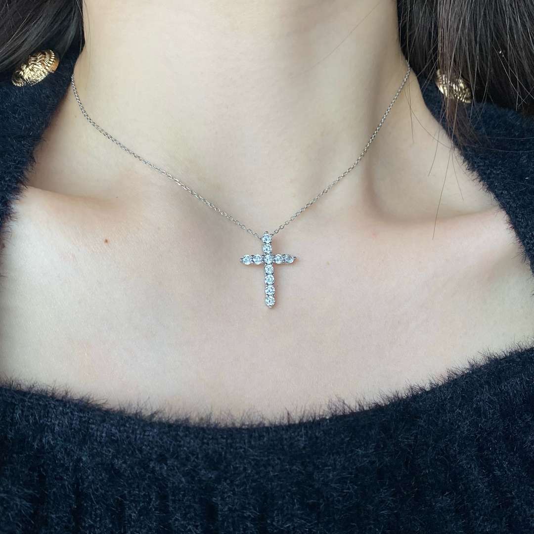 [Rose Tomorrow]Unique Cross Shape Necklace