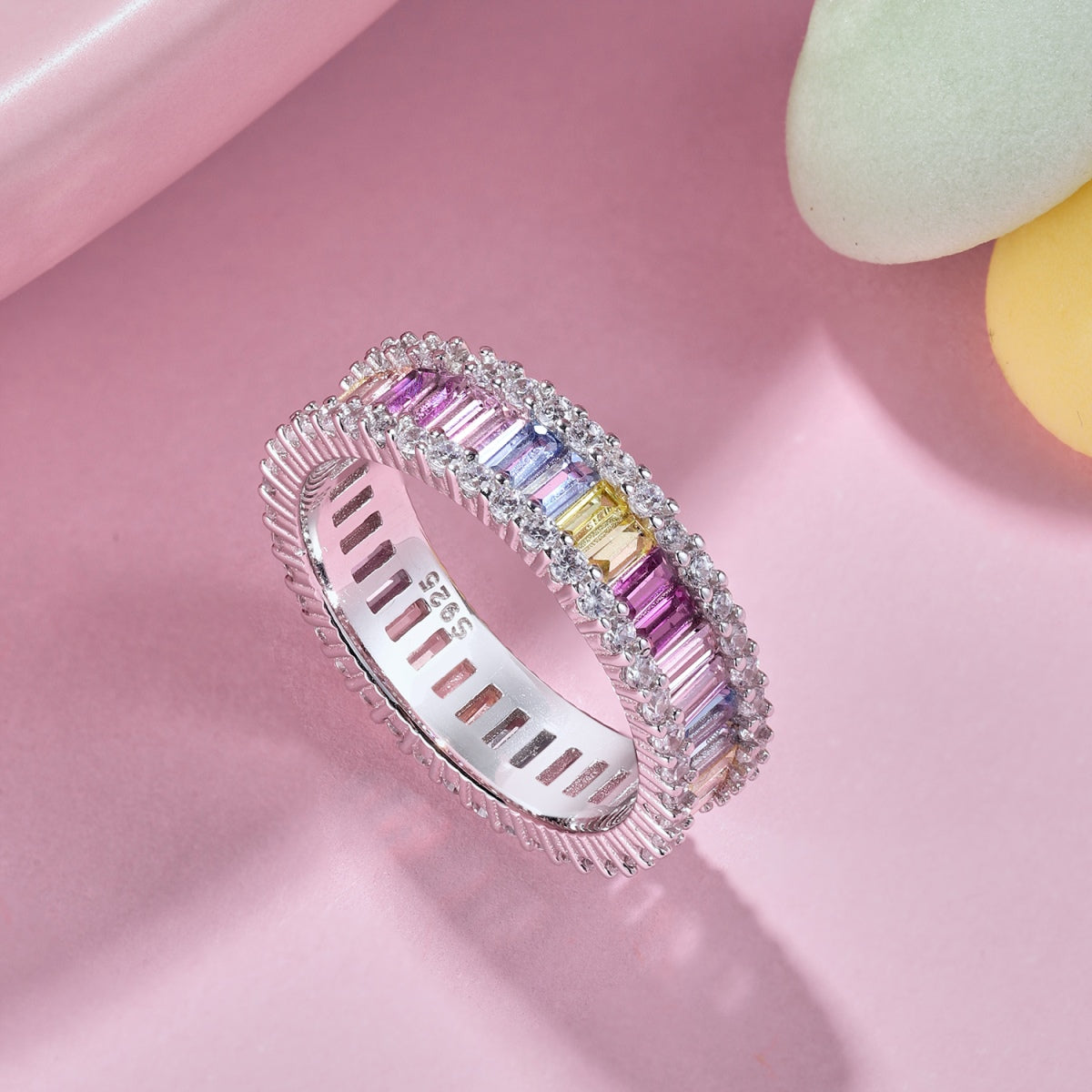 [Rose Tomorrow]Dainty Kaleidoscopic Emerald Cut Daily Ring