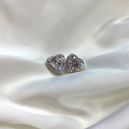 [Rose Tomorrow]Sparkling Heart Shape Lover Earrings