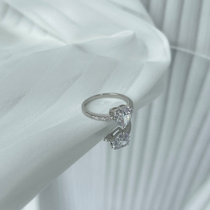 [Rose Tomorrow]2.0 Carat Dazzling Lustrous Heart Cut Lover Ring