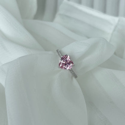 [Rose Tomorrow]2.0 Carat Dazzling Lustrous Heart Cut Lover Ring