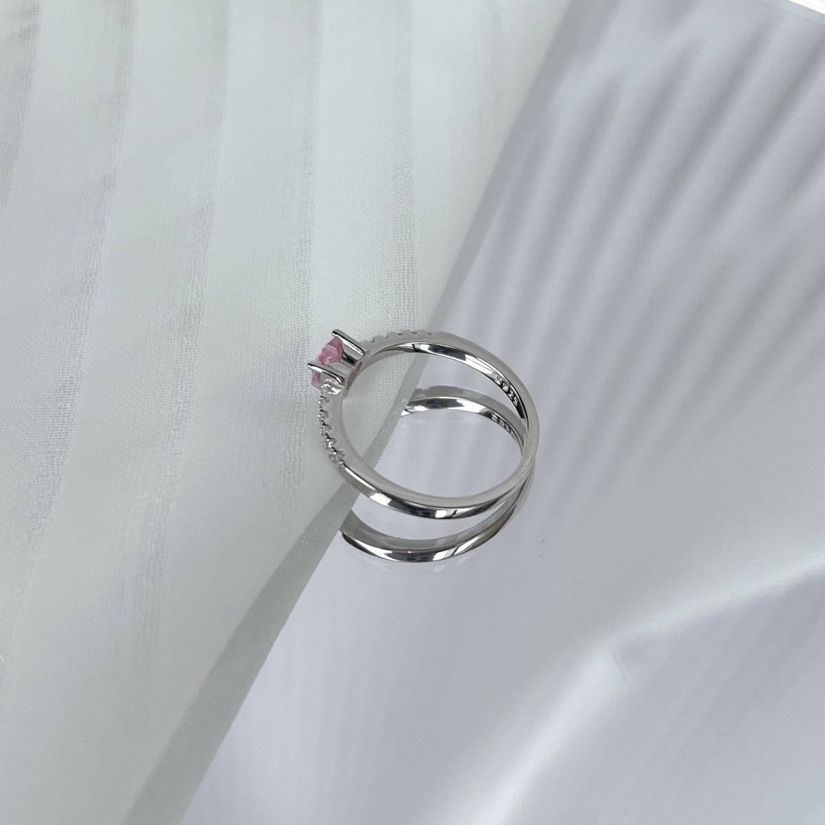 [Rose Tomorrow]0.5 Carat CaratEternity Charming Heart Shape Lover Ring