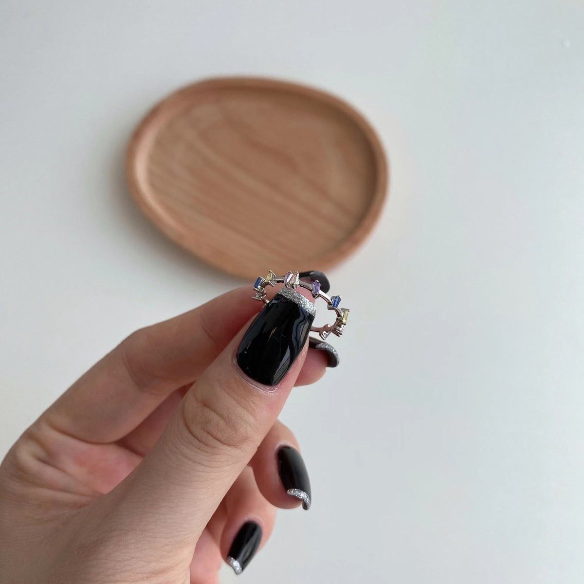 [Rose Tomorrow]Unique Trapezoid Cut Daily Ring