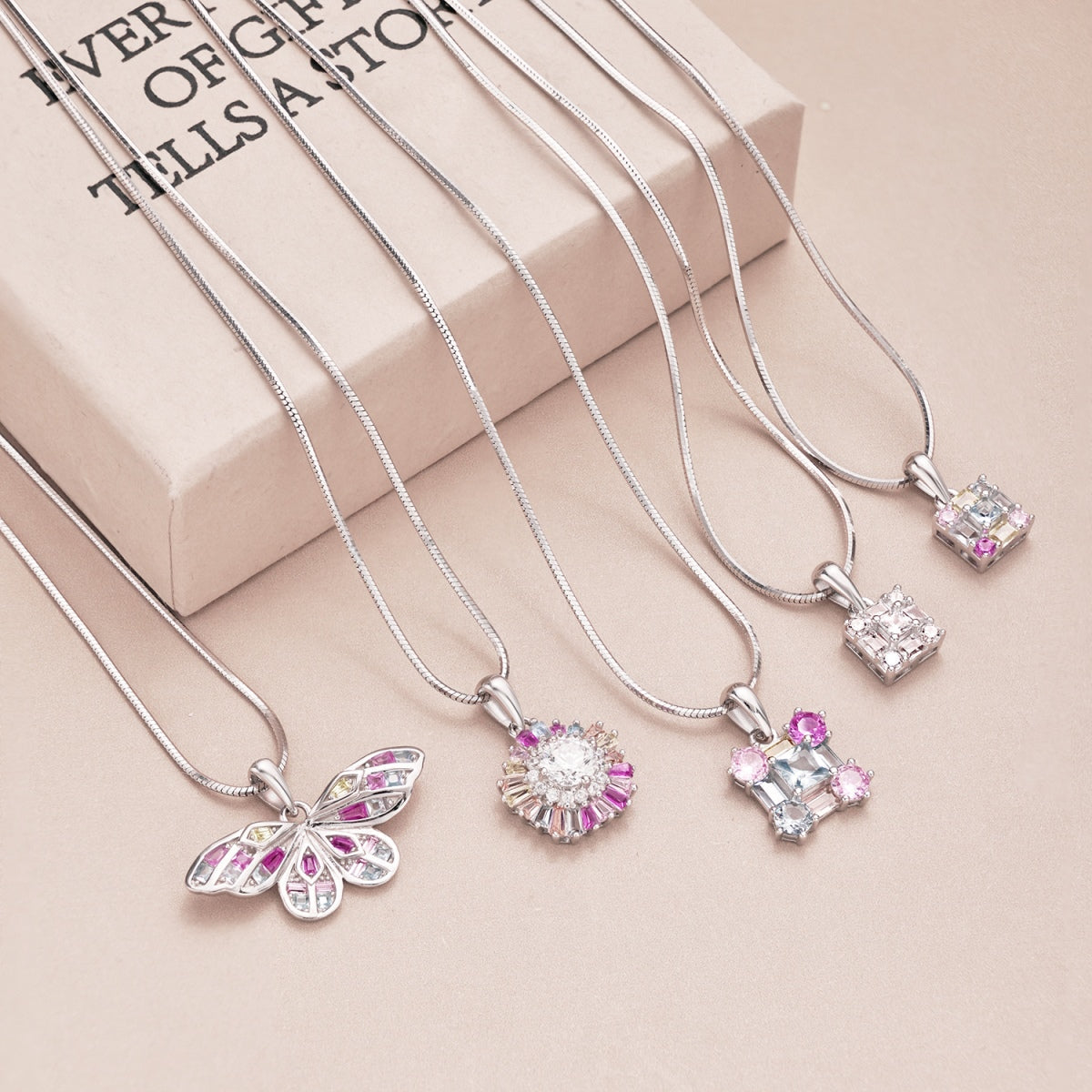 [Rose Tomorrow]Gorgeous Multi Colorful Necklace