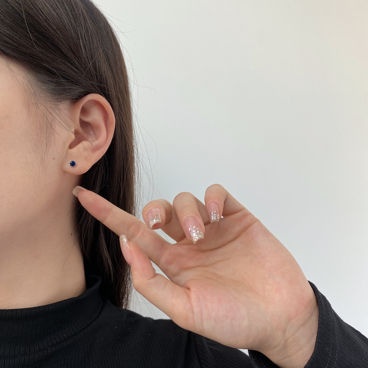 [Rose Tomorrow]Sparkling Colorful Round Shape Earrings