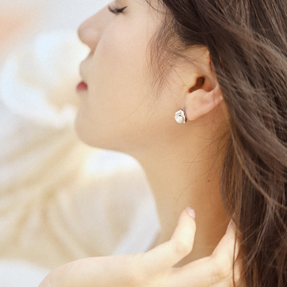 [Rose Tomorrow]Dainty Bread Pearl Earrings