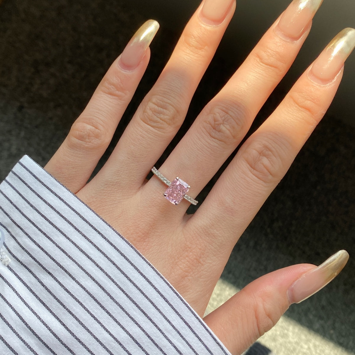 [Rose Tomorrow]2.0 Carat Dazzling Sparkling Radiant Cut Party Ring