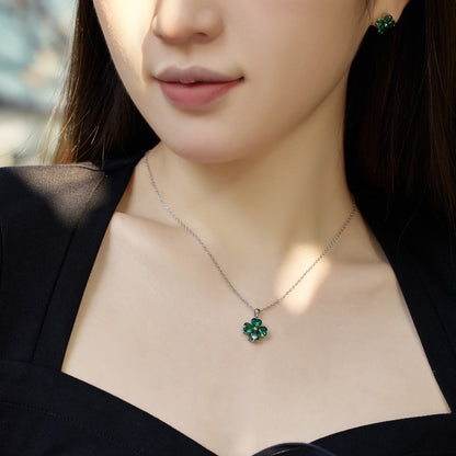 [Rose Tomorrow]Heart-Shaped Four-Leaf Clover Bead Necklace