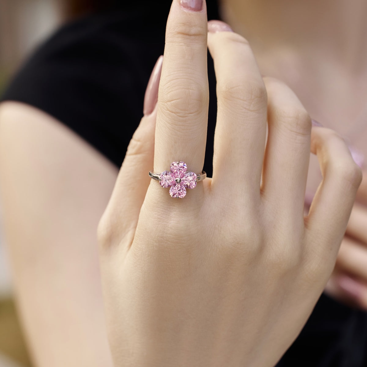 [Rose Tomorrow]Heart-shaped Four-Leaf Clover Ball Ring