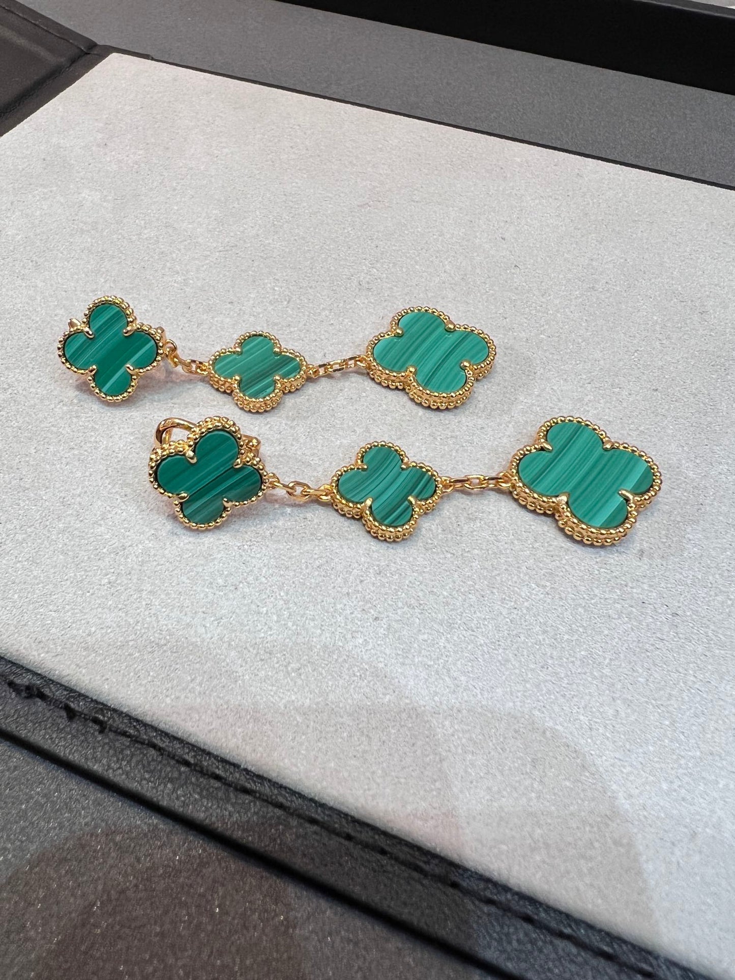 [Rose Tomorrow]CLOVER MALACHITE 3 MOTIFS GOLD