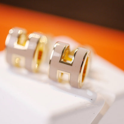 [Rose Tomorrow]MINI POP H GOLD EARRINGS GREY