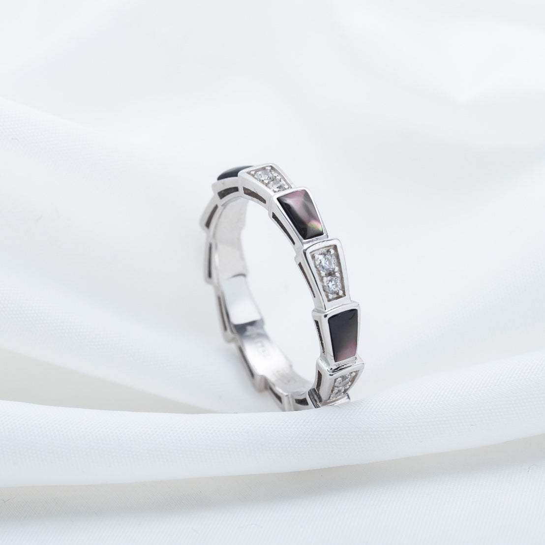 [Rose Tomorrow]SERPENTI RING SILVER  DIAMOND BLACK MOP 3MM