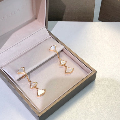 [Rose Tomorrow]DREAM EARRINGS 3 MOTIFS DIAMOND MOP PINK GOLD