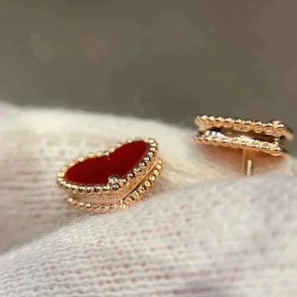 [Rose Tomorrow]HEART CARNELIAN STUD EARRINGS