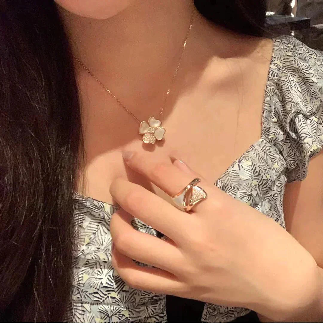 [Rose Tomorrow]CLOVER MOP DIAMOND ROSE GOLD NECKLACE