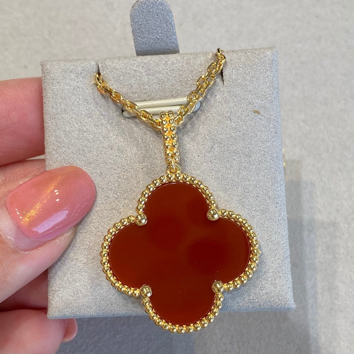 [Rose Tomorrow]CLOVER 25MM NECKLACE GOLD CARNELIAN