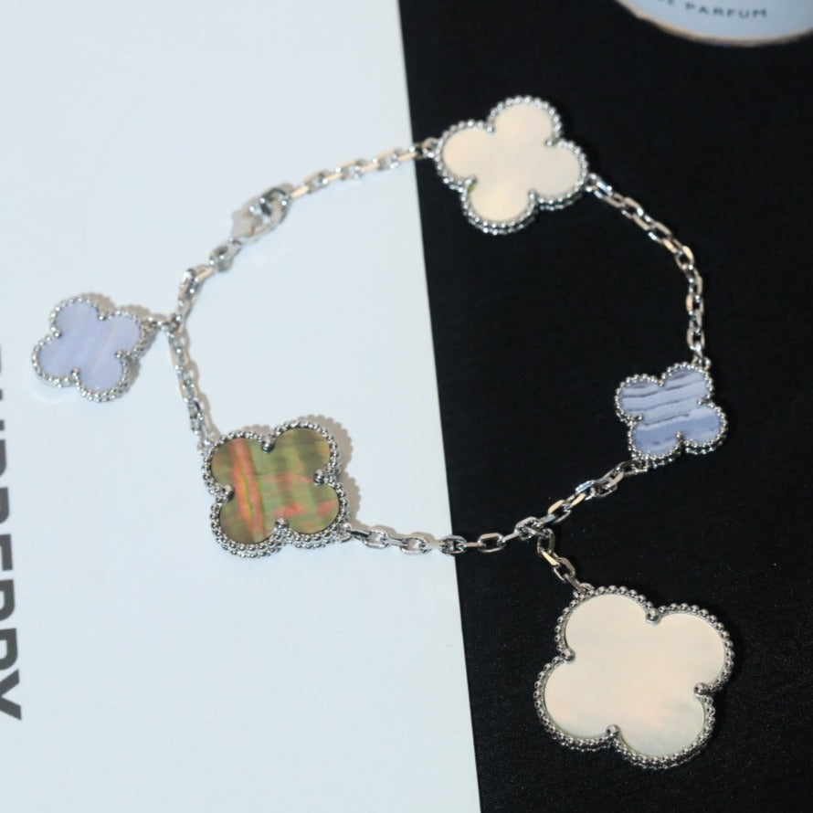 [Rose Tomorrow]CLOVER BRACELET 5 MOTIFS MOP CHALCEDONY SILVER