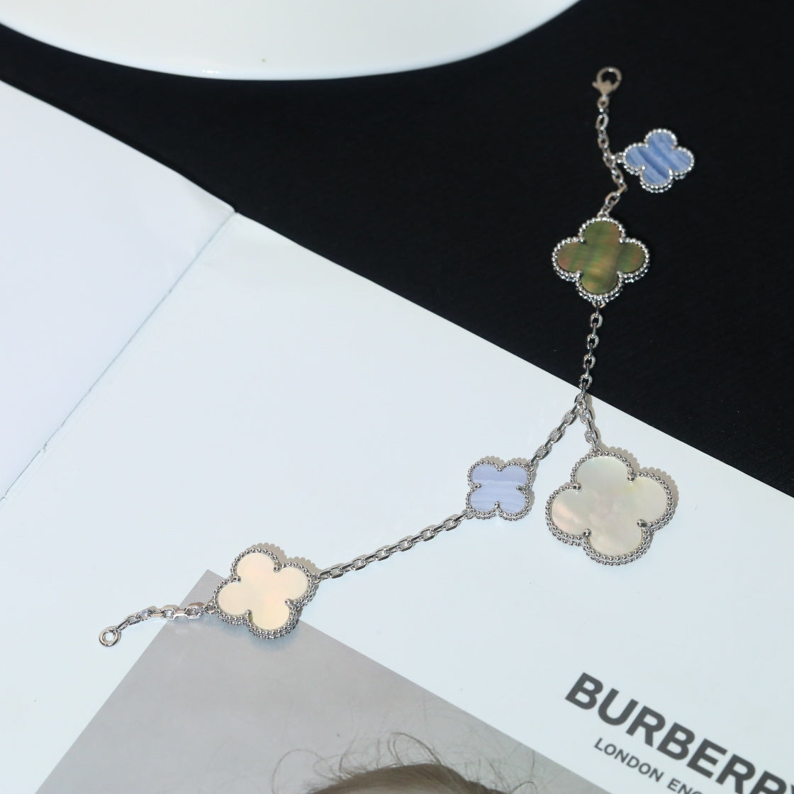 [Rose Tomorrow]CLOVER BRACELET 5 MOTIFS MOP CHALCEDONY SILVER