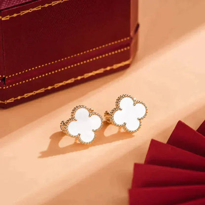 [Rose Tomorrow]CLOVER MEDIUM 1 MOTIFS  WHITE MOP STUD EARRINGS