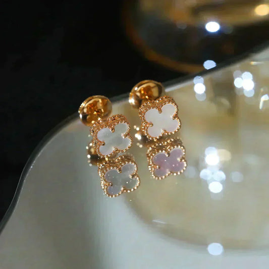 [Rose Tomorrow]CLOVER MINI 9.5MM WHITE MOP EARRINGS