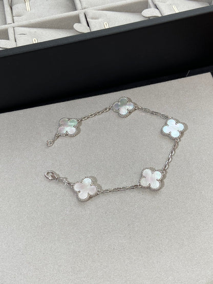 [💎ROSE💎]CLOVER SILVER MOP 5 MOTIF BRACELET