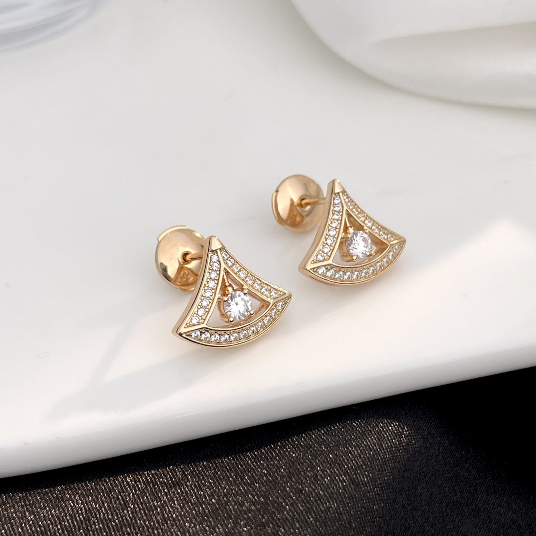 [Rose Tomorrow]DREAM MINI DIAMOND STUD EARRINGS