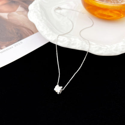 [Rose Tomorrow]BEE MINI PEDANT DIAMOND NECKLACE