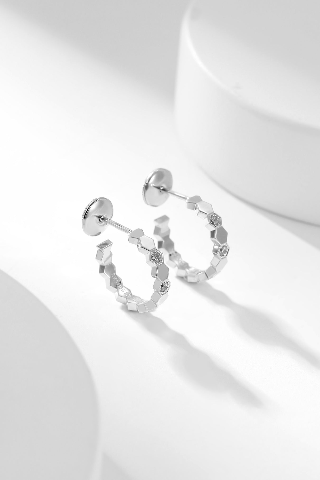 [Rose Tomorrow]BEE LOVE DIAMOND HOOP EARRINGS