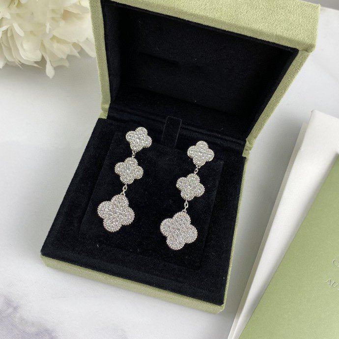 [Rose Tomorrow]CLOVER 3 MOTIF DIAMOND SILVER DROP EARRINGS