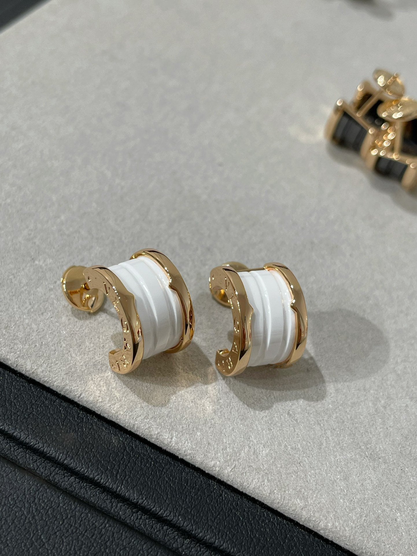 [Rose Tomorrow]ZERO 1 PINK GOLD CERAMIC EARRINGS