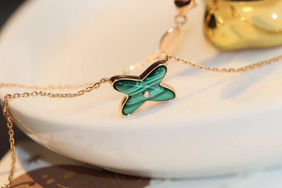 [Rose Tomorrow]JEUX MALACHITE 1 DIAMOND PINK GOLD NECKLACE