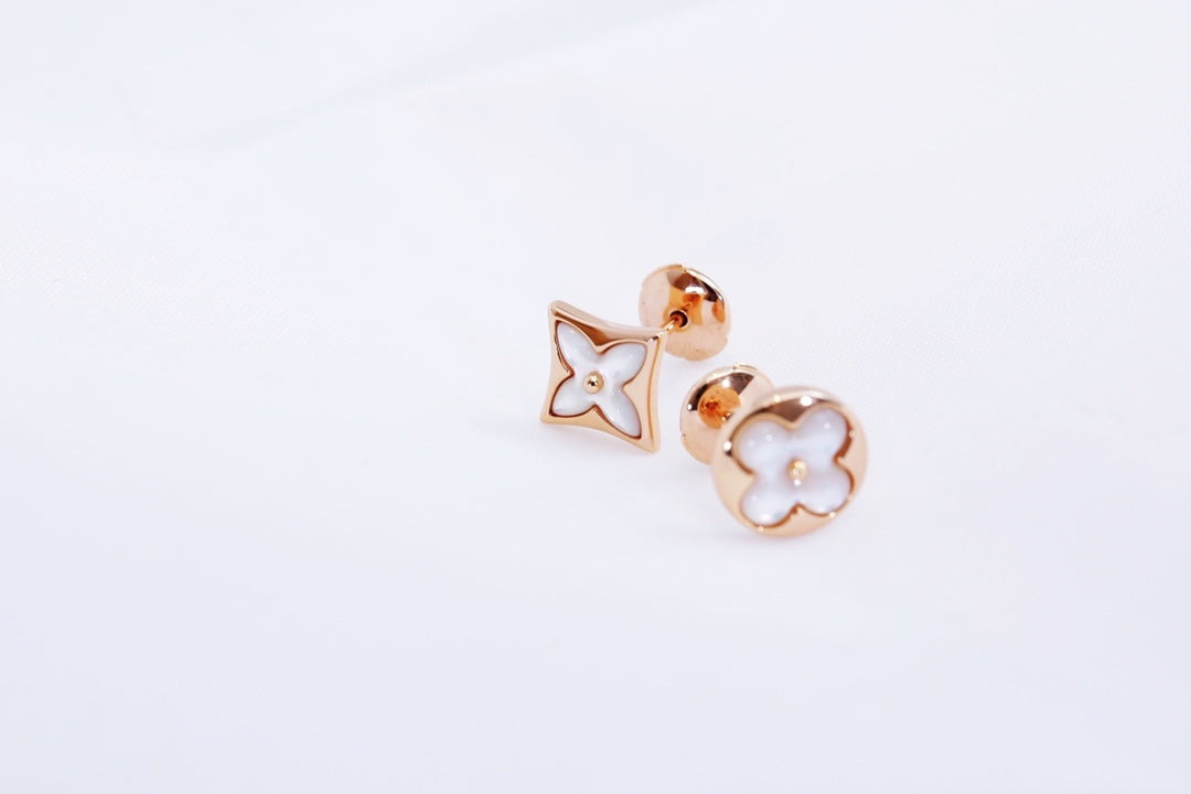 [Rose Tomorrow]STAR AND SUN PINK GOLD MOP STUD EARRINGS