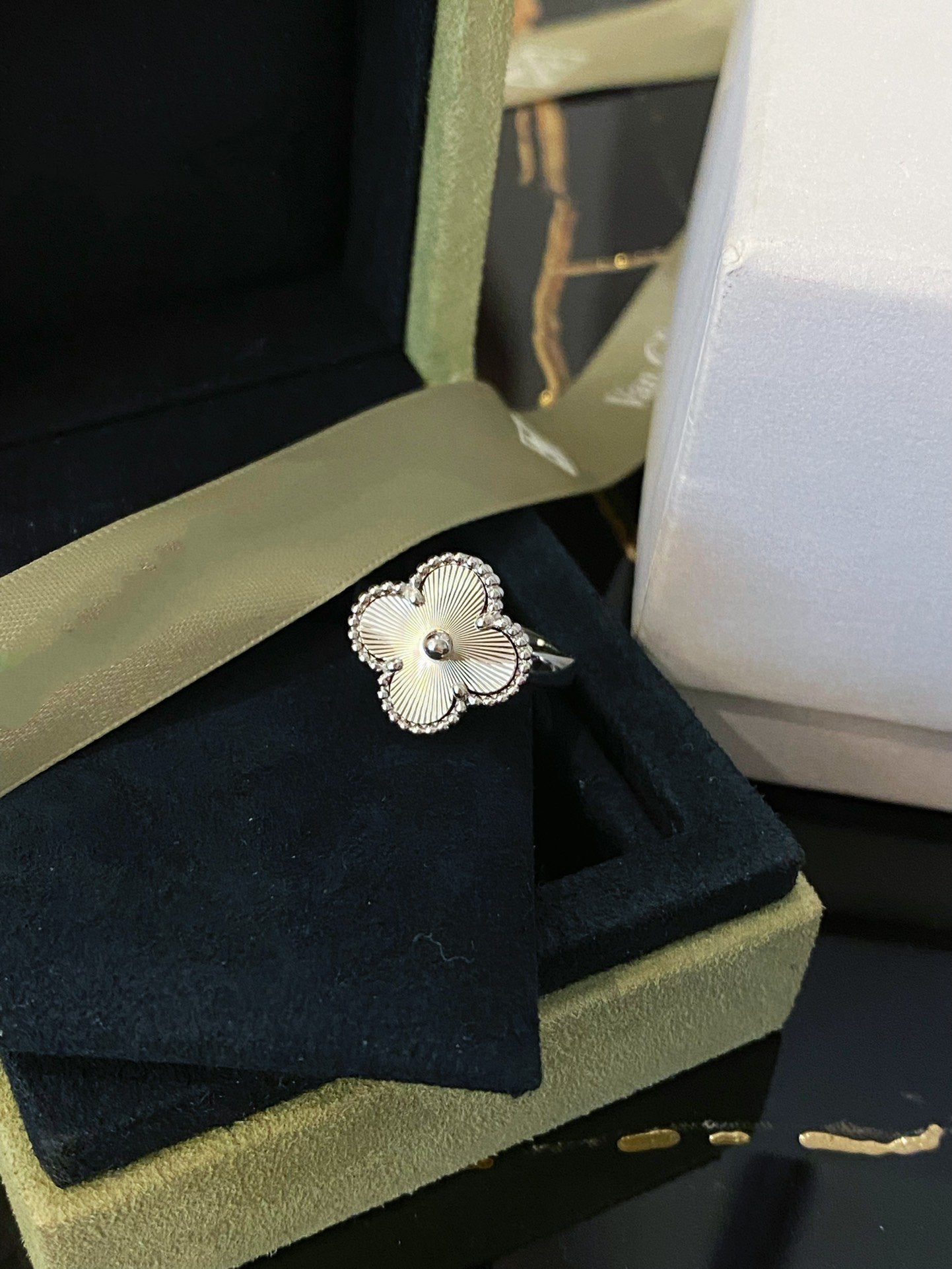 [Rose Tomorrow]CLOVER SILVER RING