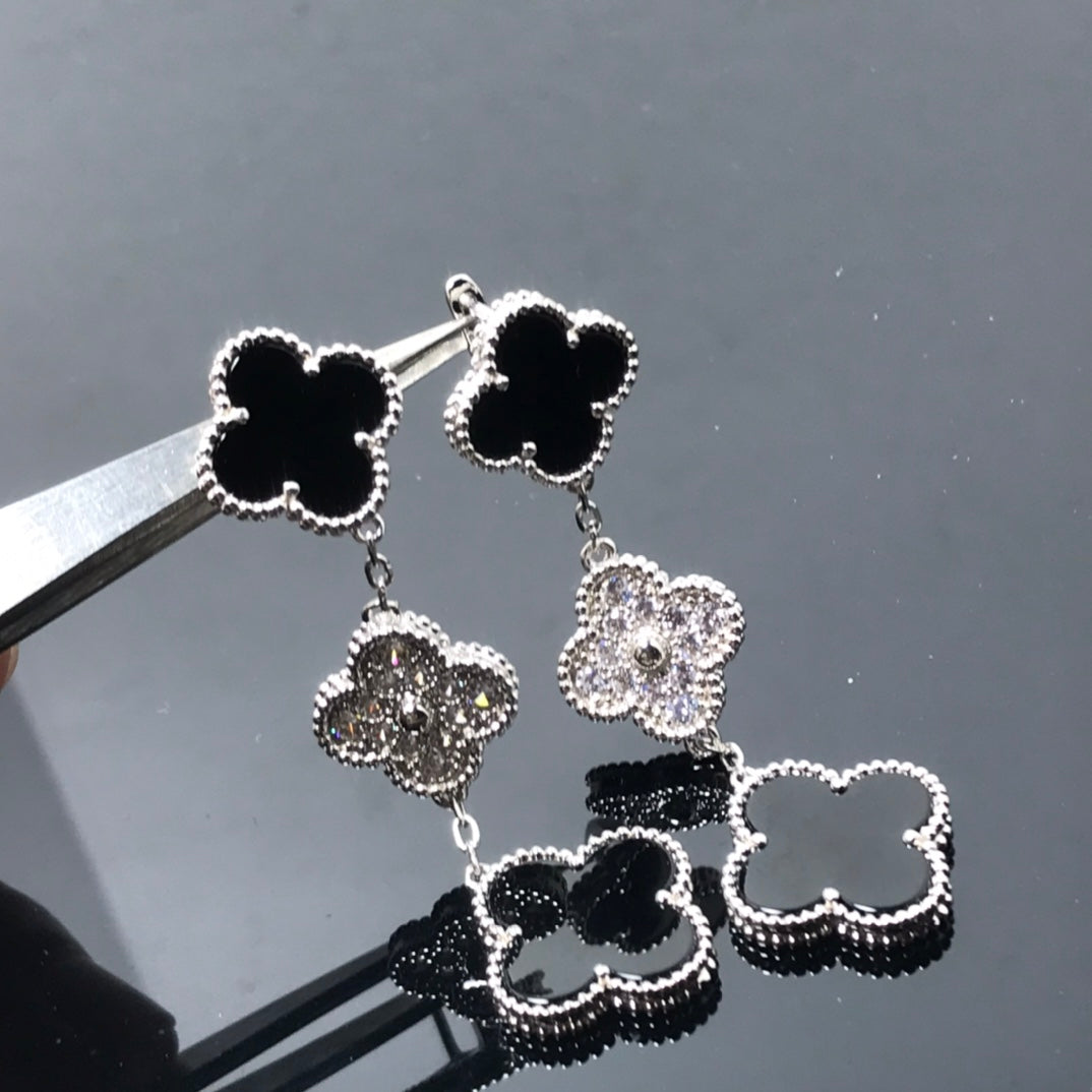 [Rose Tomorrow]CLOVER 3 MOTIF DIAMOND ONYX SILVER EARRINGS