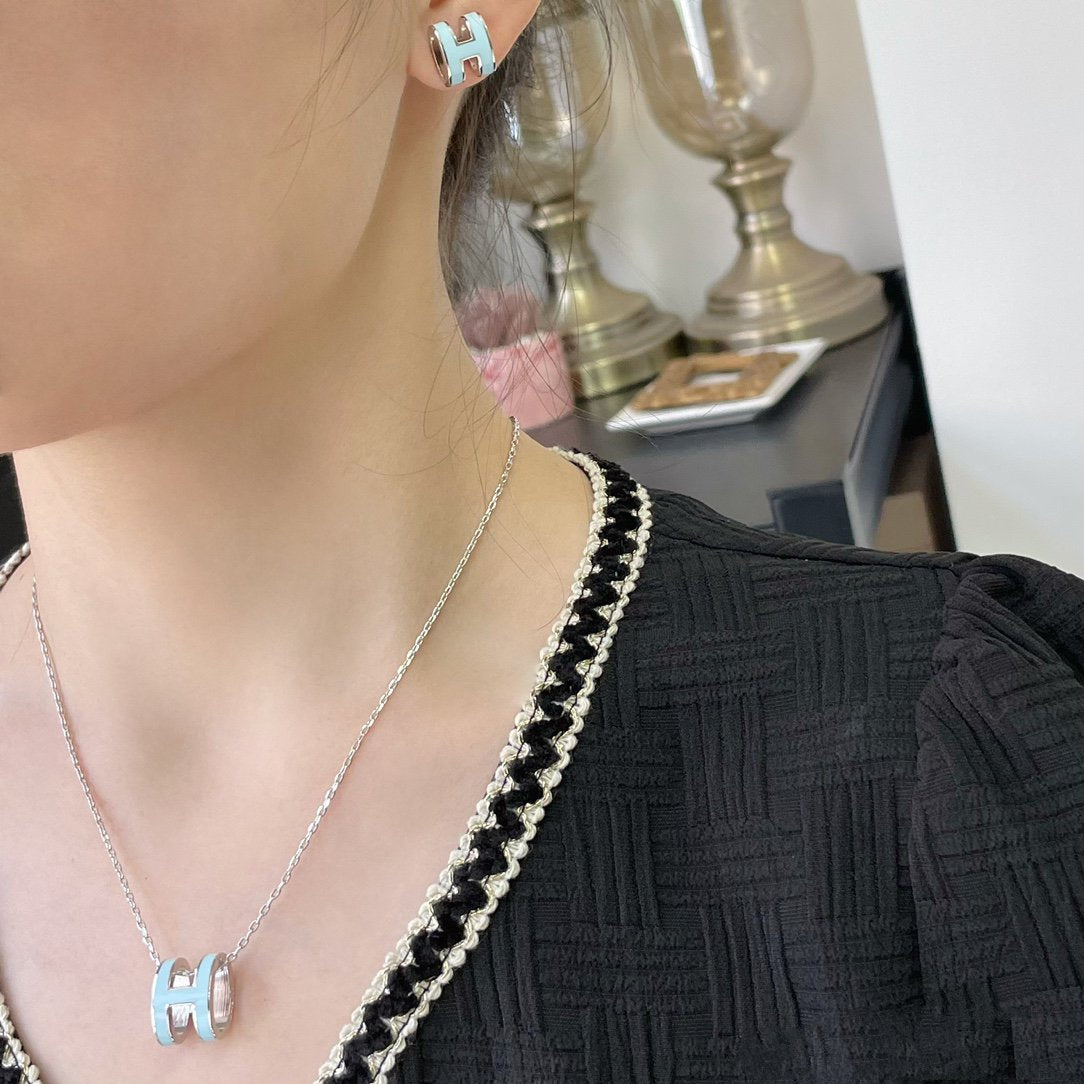 [Rose Tomorrow]POP H SKY BLUE NECKLACE