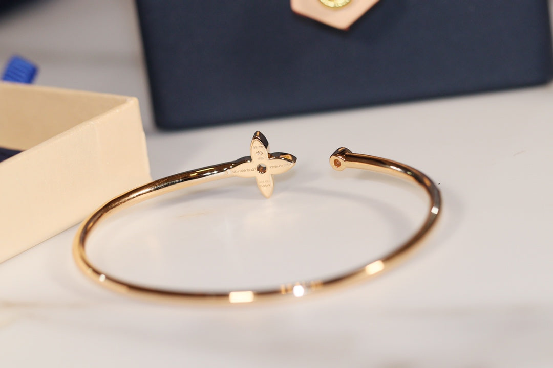 [Rose Tomorrow] IDYLLE GOLD OPEN BRACELET DIAMOND PAVED