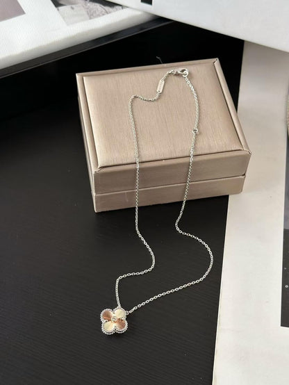 [💎ROSE💎]2024 CHRISTMAS LIMITED EDITION CLOVER 15MM LASER NECKLACE