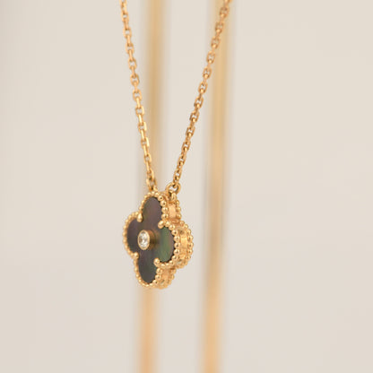[💎ROSE💎]CLOVER 15MM DIAMOND AND MOTHER-OF-GREY NECKLACE