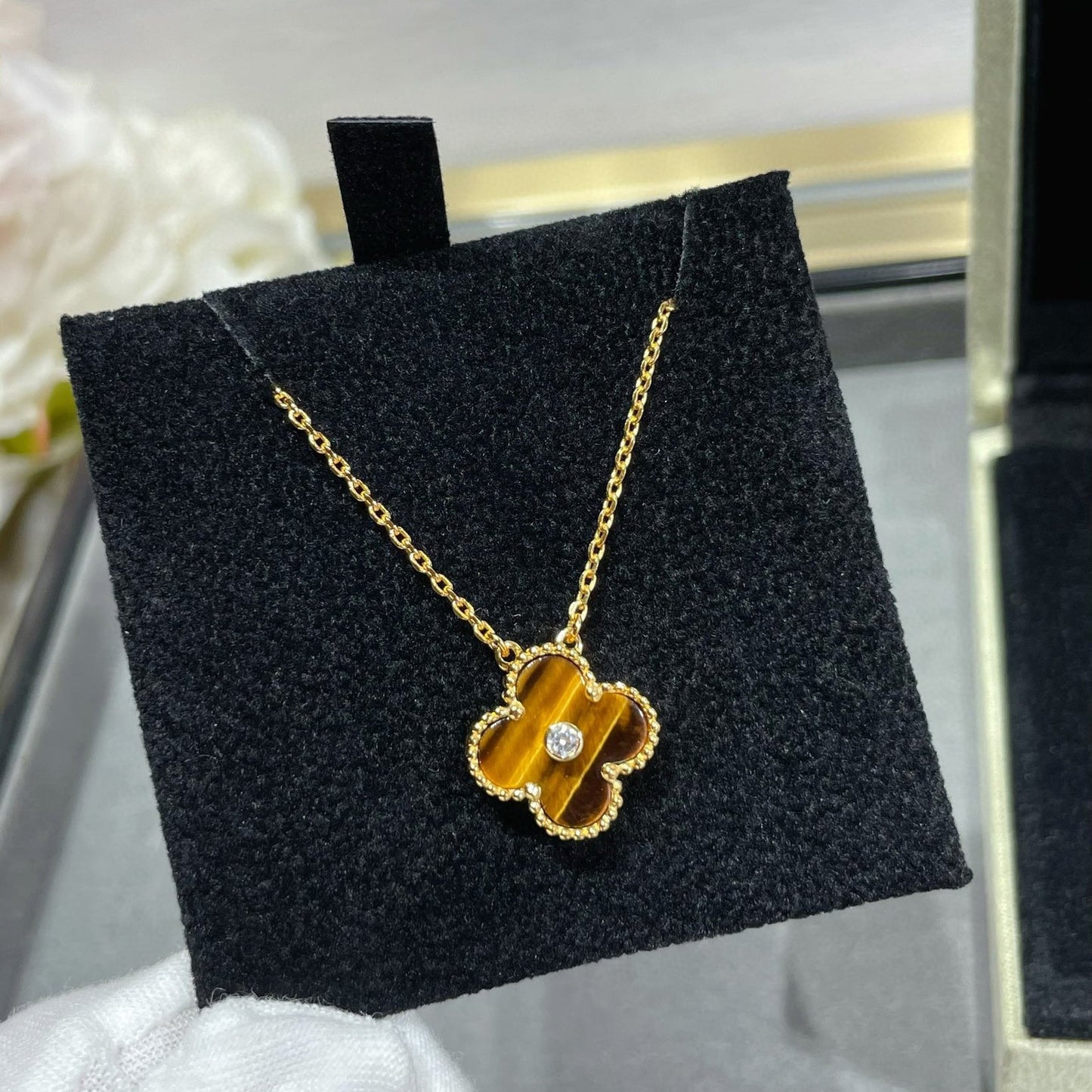 [Rose Tomorrow]CLOVER 15MM DIAMOND AND YELLOW TIGER'S EYE AGATE necklace