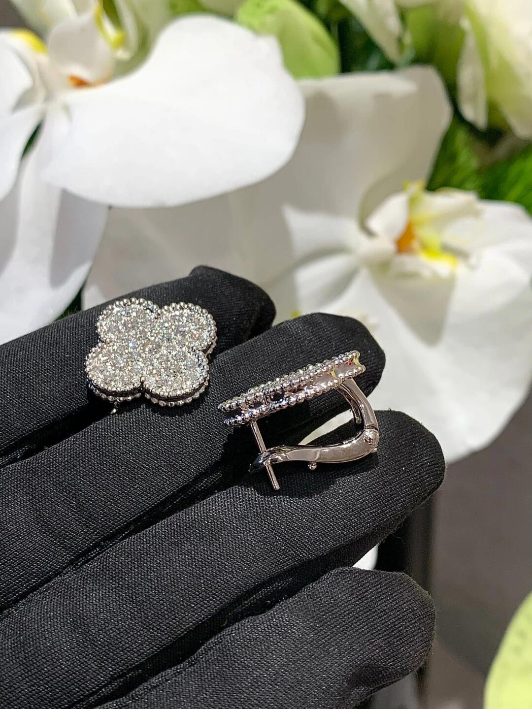 [💎ROSE💎]CLOVER （20MM）1 MOTIFS DIAMOND STUD EARRINGS SILVER