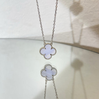 [Rose Tomorrow]CLOVER 15MM BLUE CHALCEDONY NECKLACE SILVER