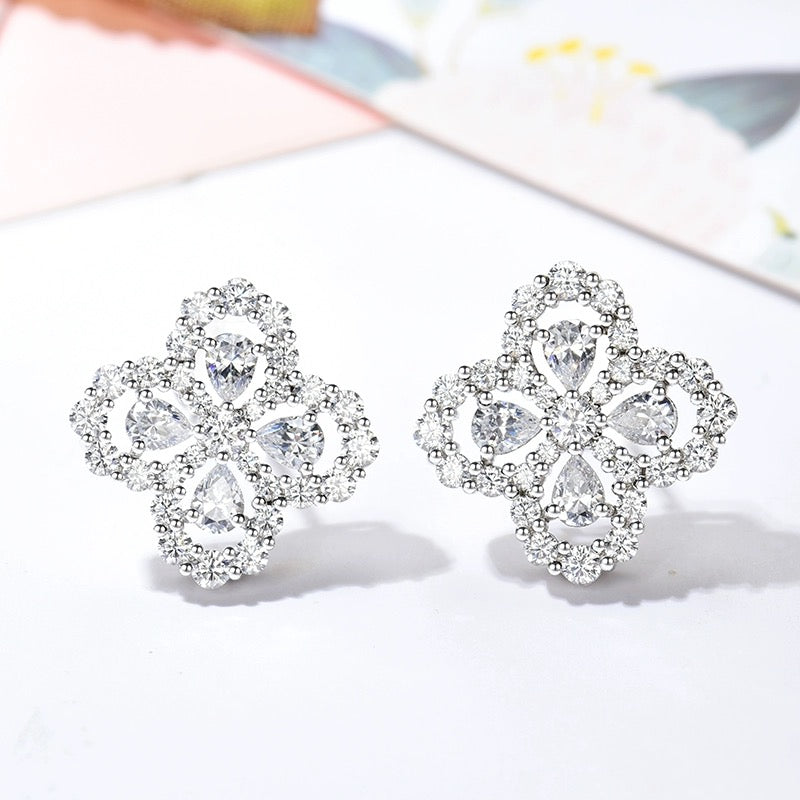 [Rose Tomorrow]LOOP EARRINGS FULL MOTIF DIAMOND 16MM