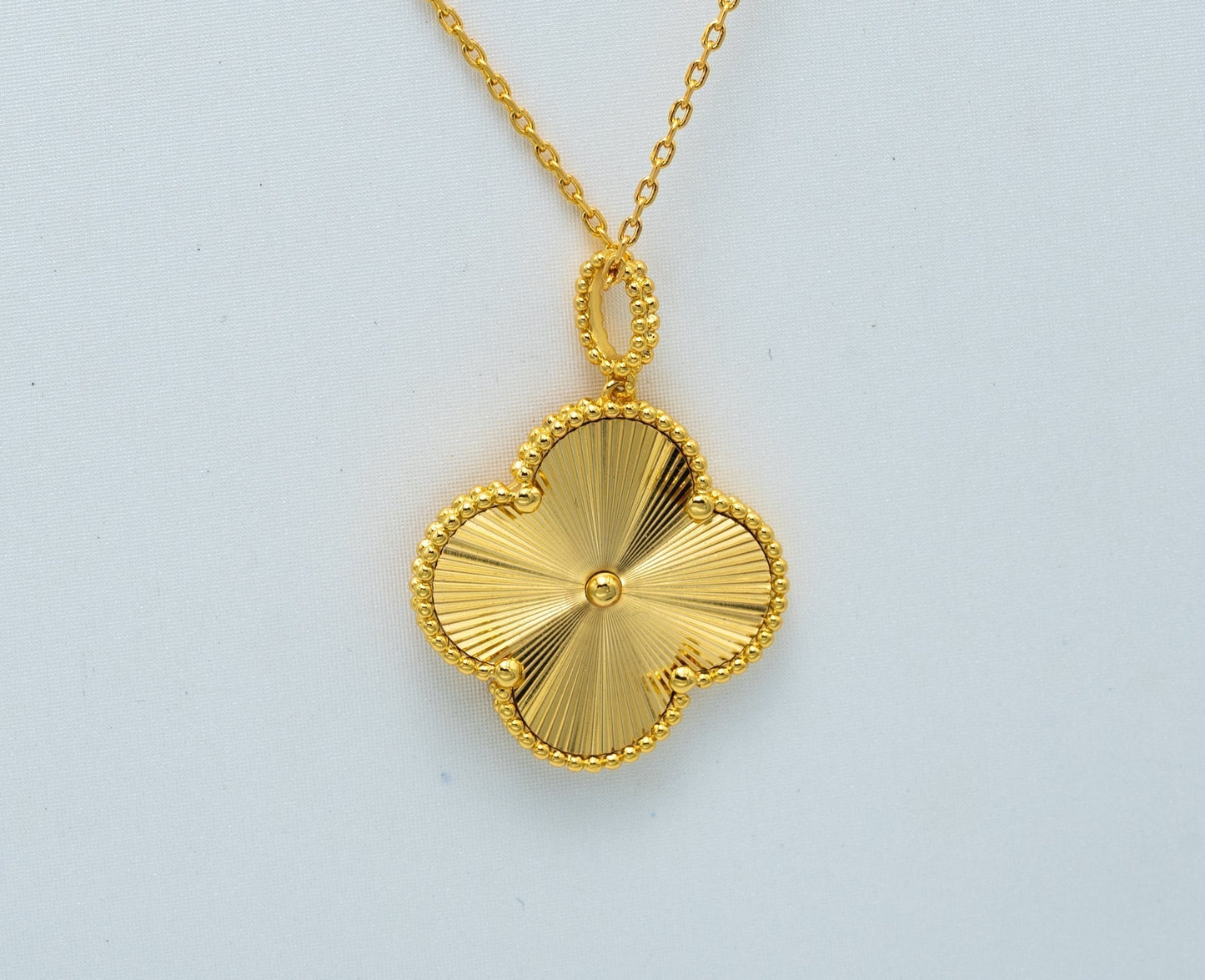 [Rose Tomorrow]CLOVER 25MM PEDANT NECKLACE GOLD