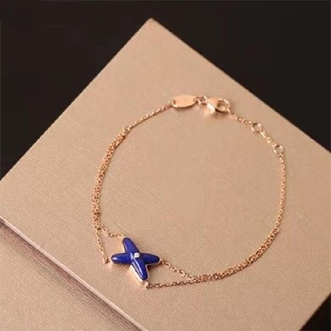 [Rose Tomorrow]Hollow Design Four-Leaf Clover Flower Shape Bracelets