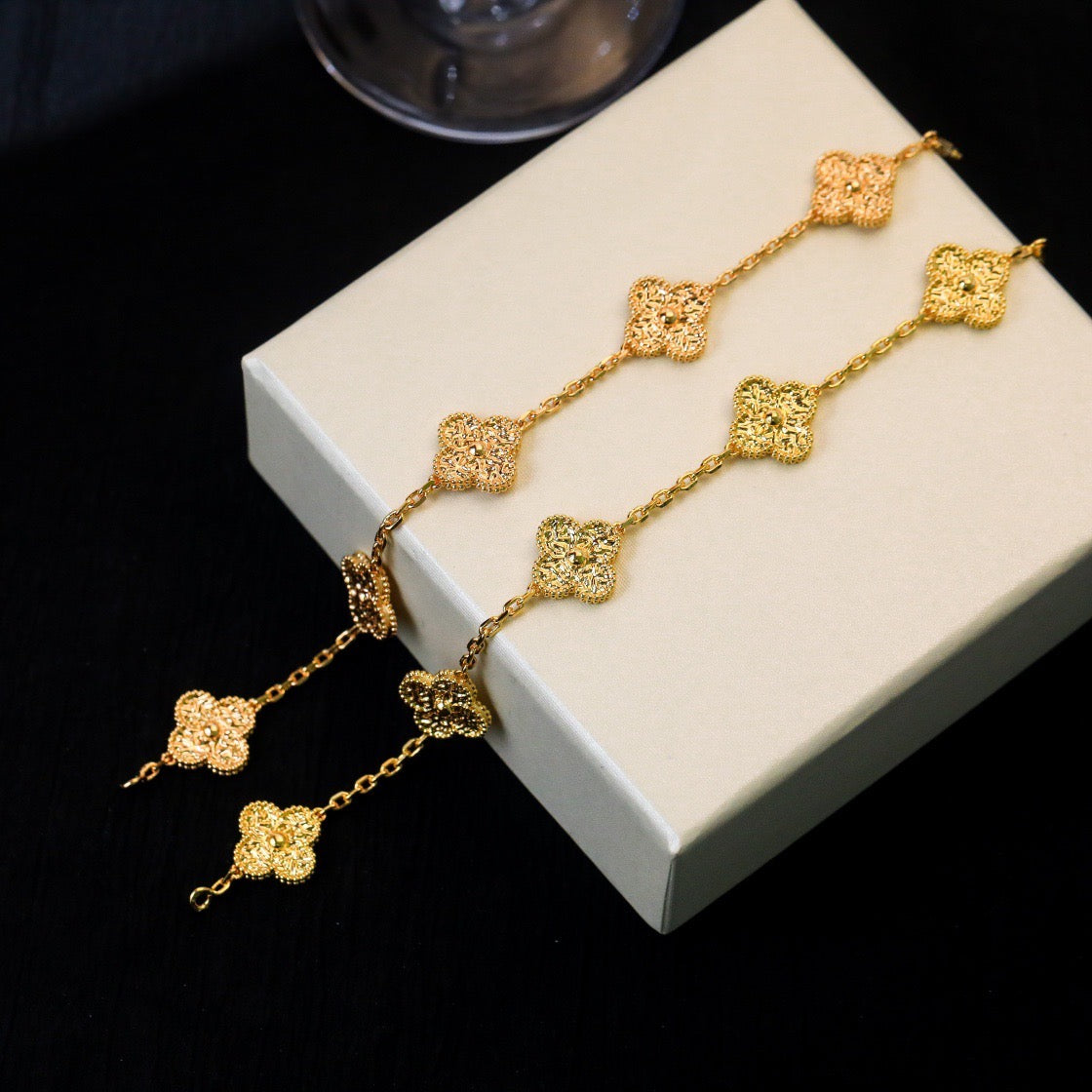 [💎ROSE💎]CLOVER 5 MOTIFS BRONZING BRACELET